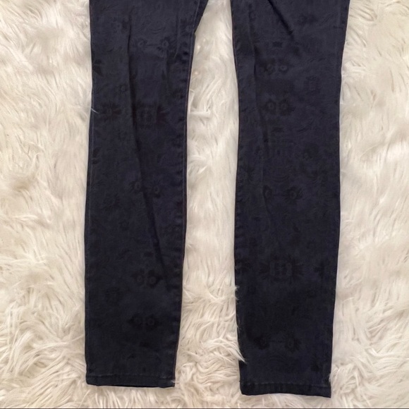 Cabi Lace Curvy Skinny Jeans Navy Black - Picture 6 of 11